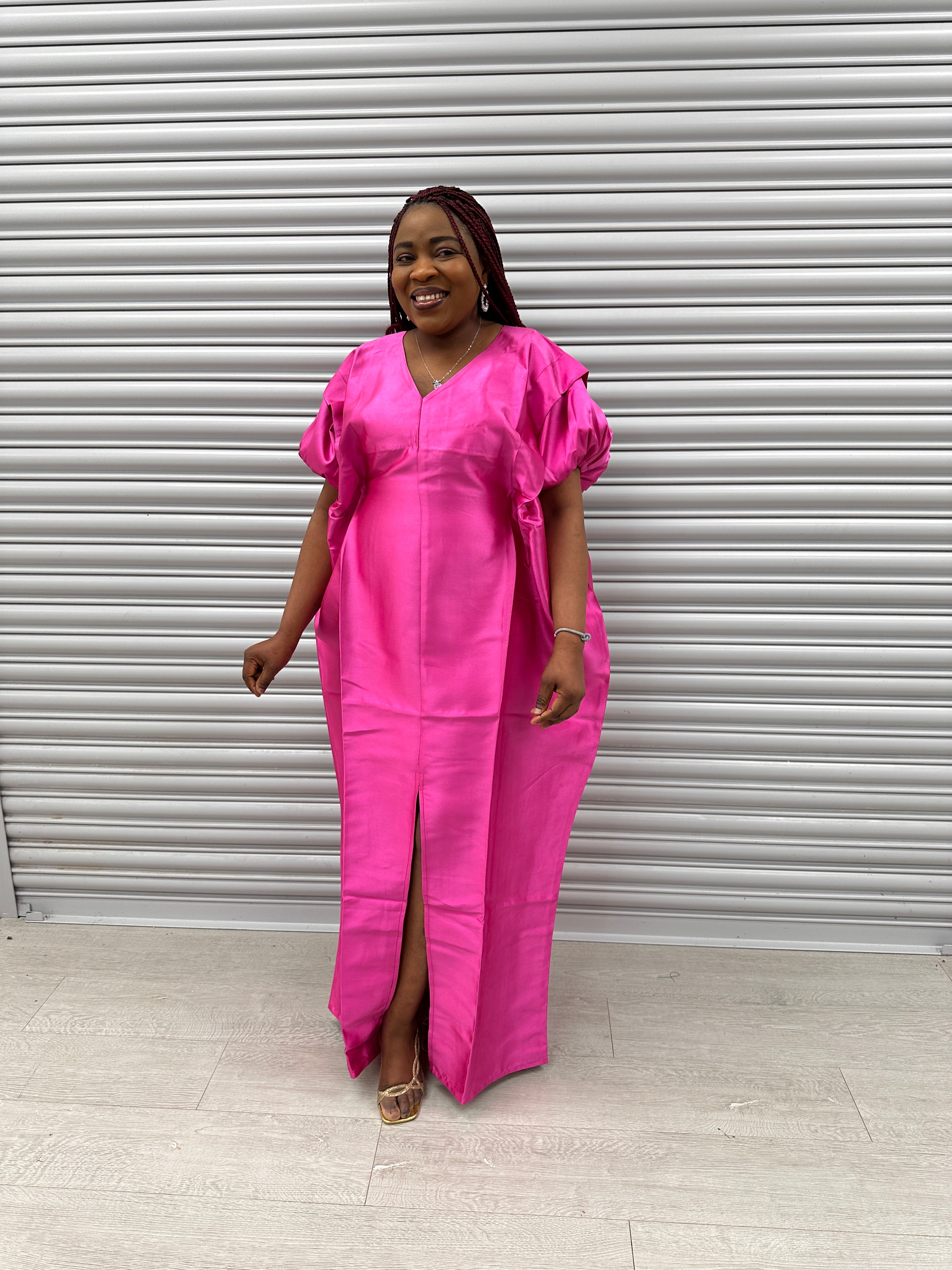 Lade pretty pink boubou